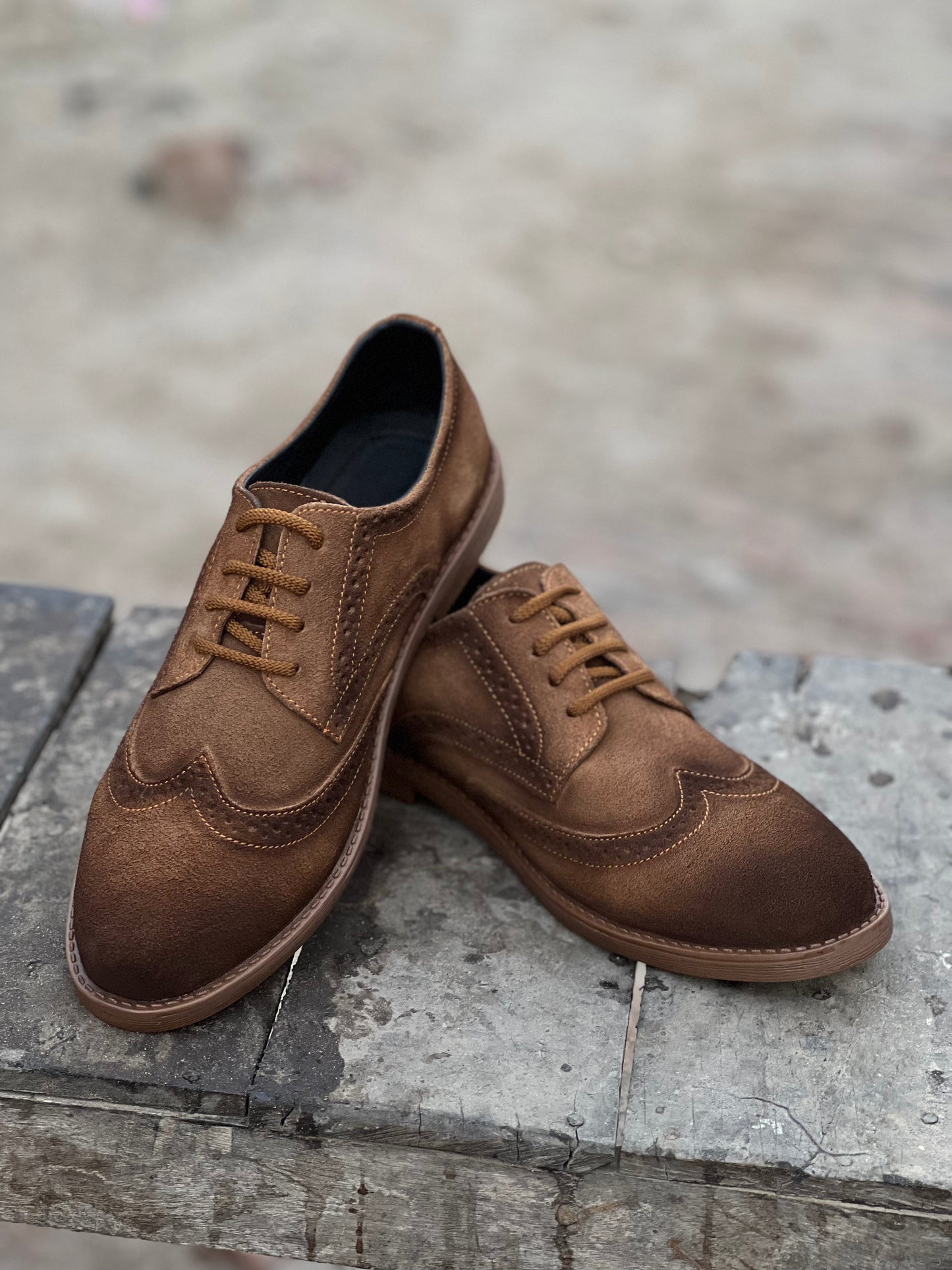 7058 - Shaded Camel Casual Suede Shoes - DeVogue