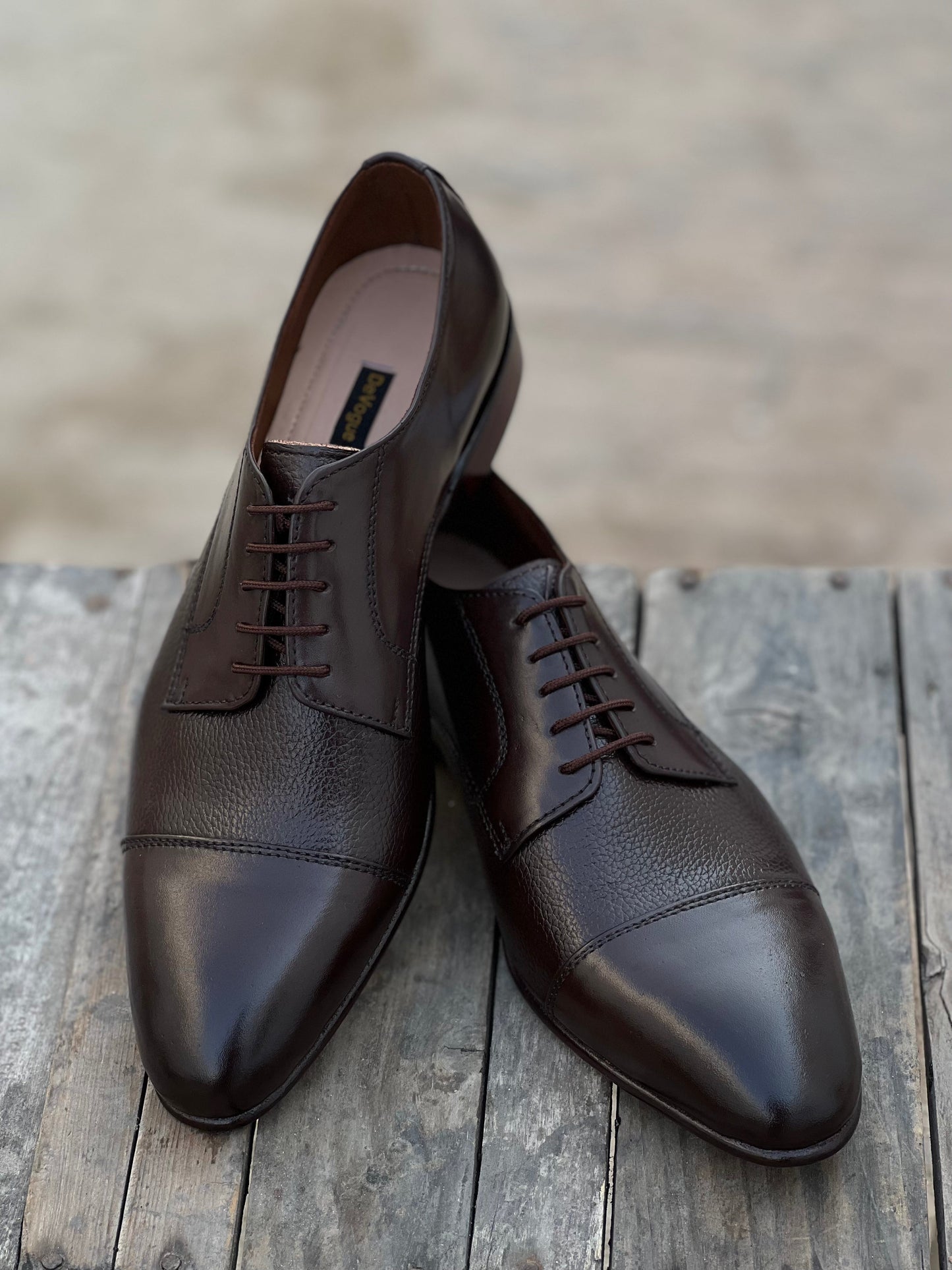 Royal Brown Mild Oxford - DeVogue