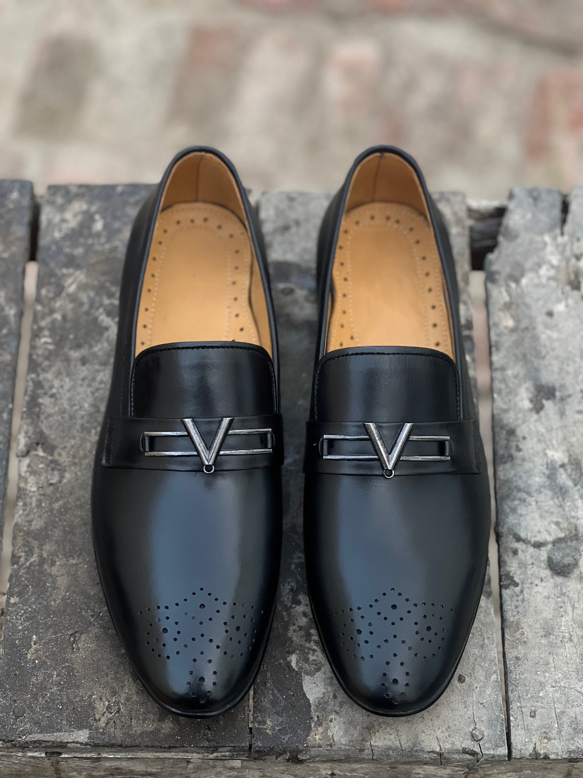 ST-3003-Black Cow Leather Formal Loafer Style - DeVogue