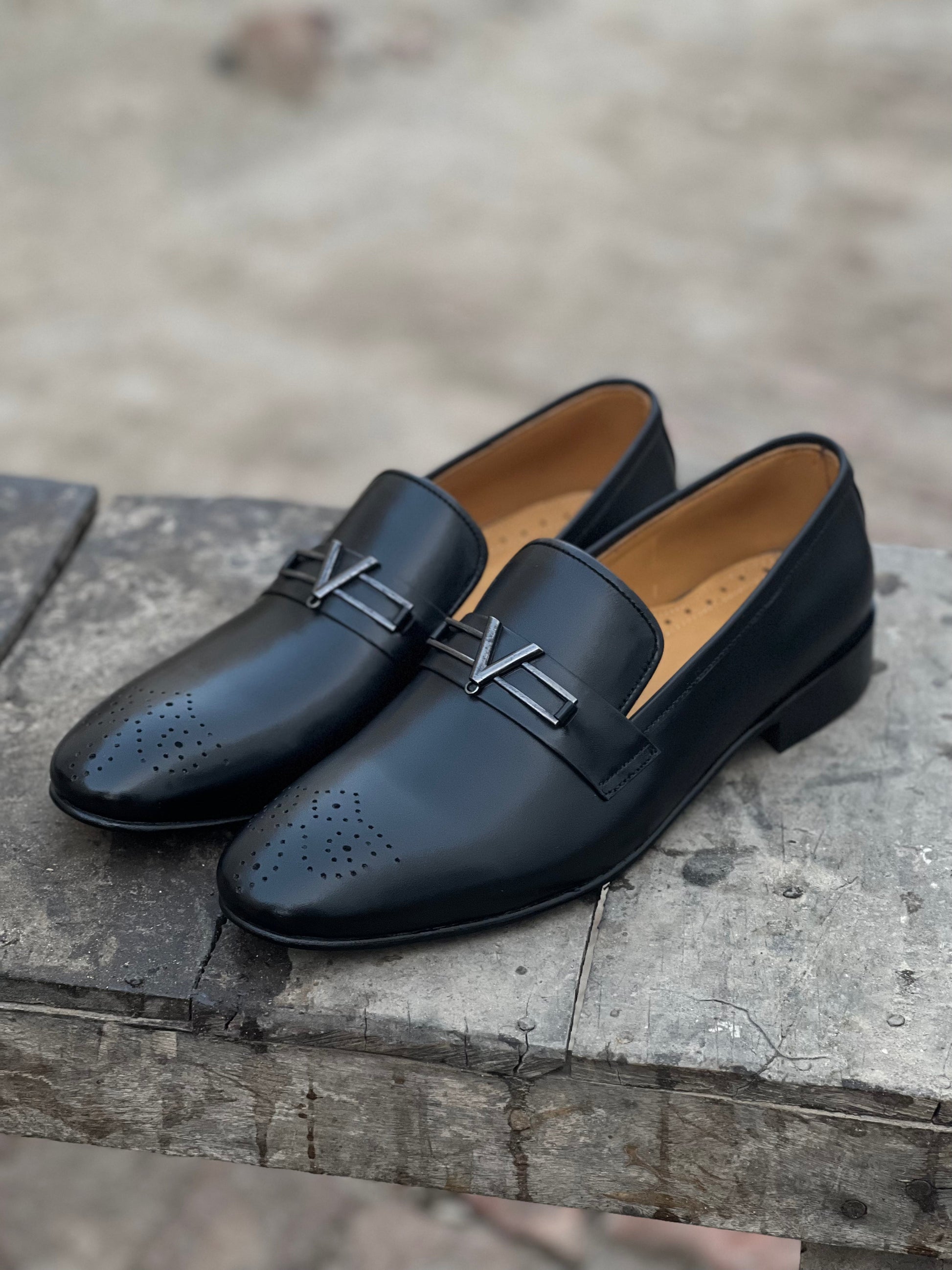 ST-3003-Black Cow Leather Formal Loafer Style - DeVogue