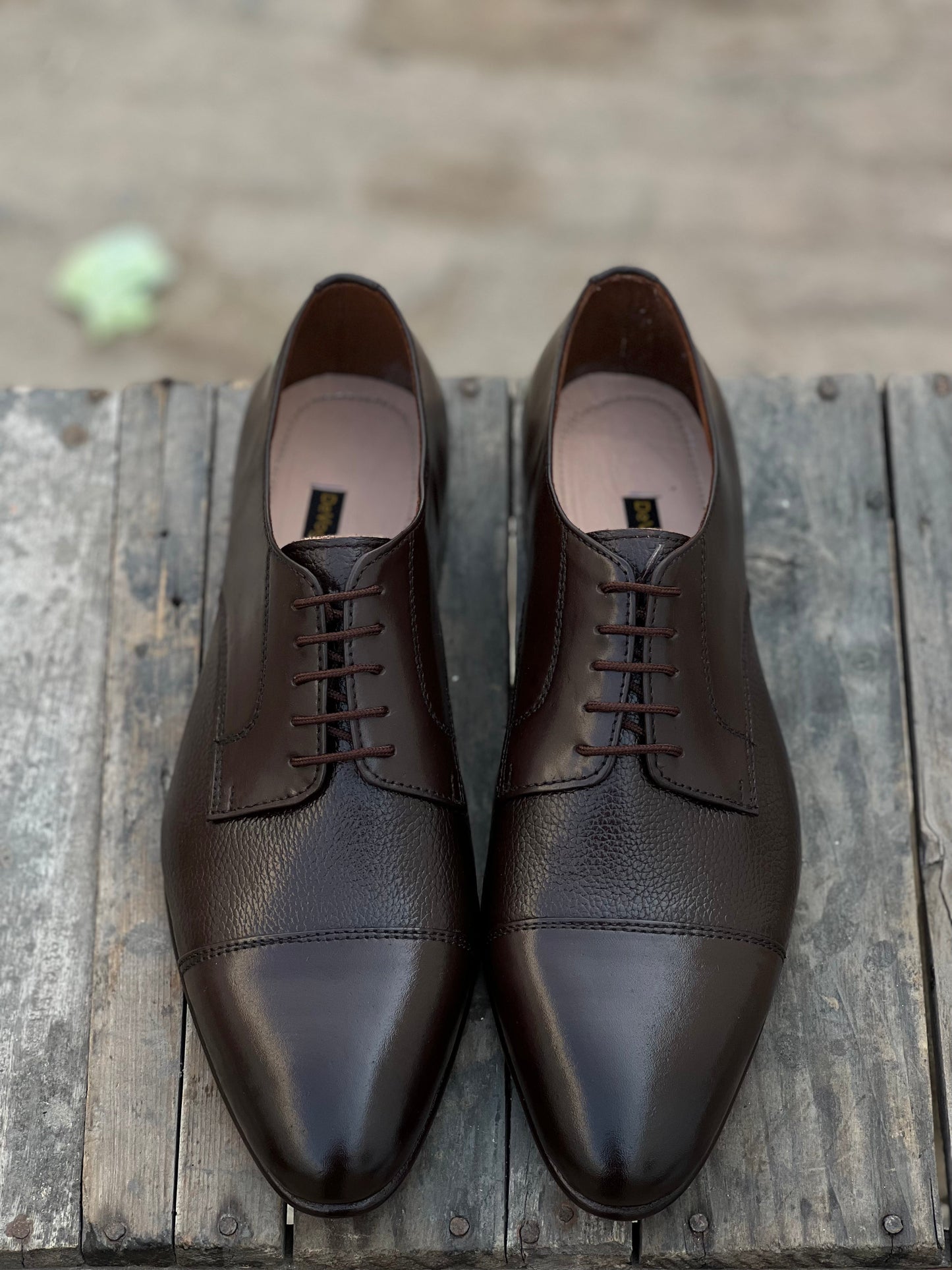 Royal Brown Mild Oxford - DeVogue